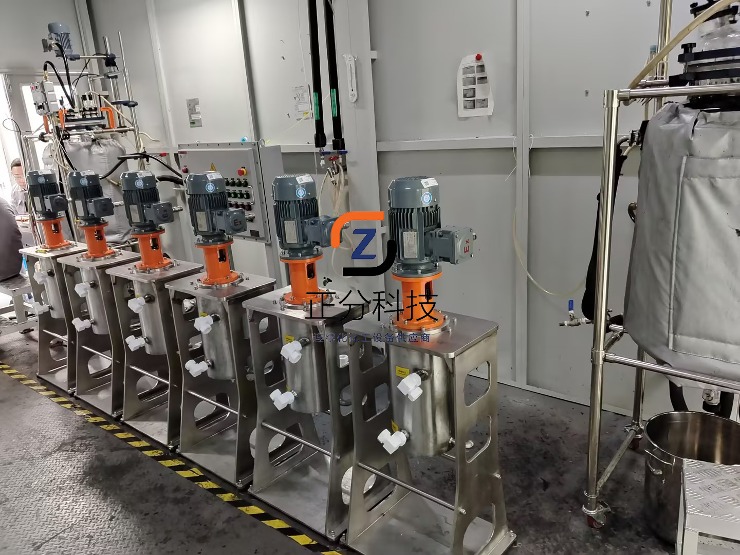 离心萃取机:破解焦化厂有机废水治理难题的核心装备 离心萃取机:破解焦化厂有机废水治理难题的核心装备